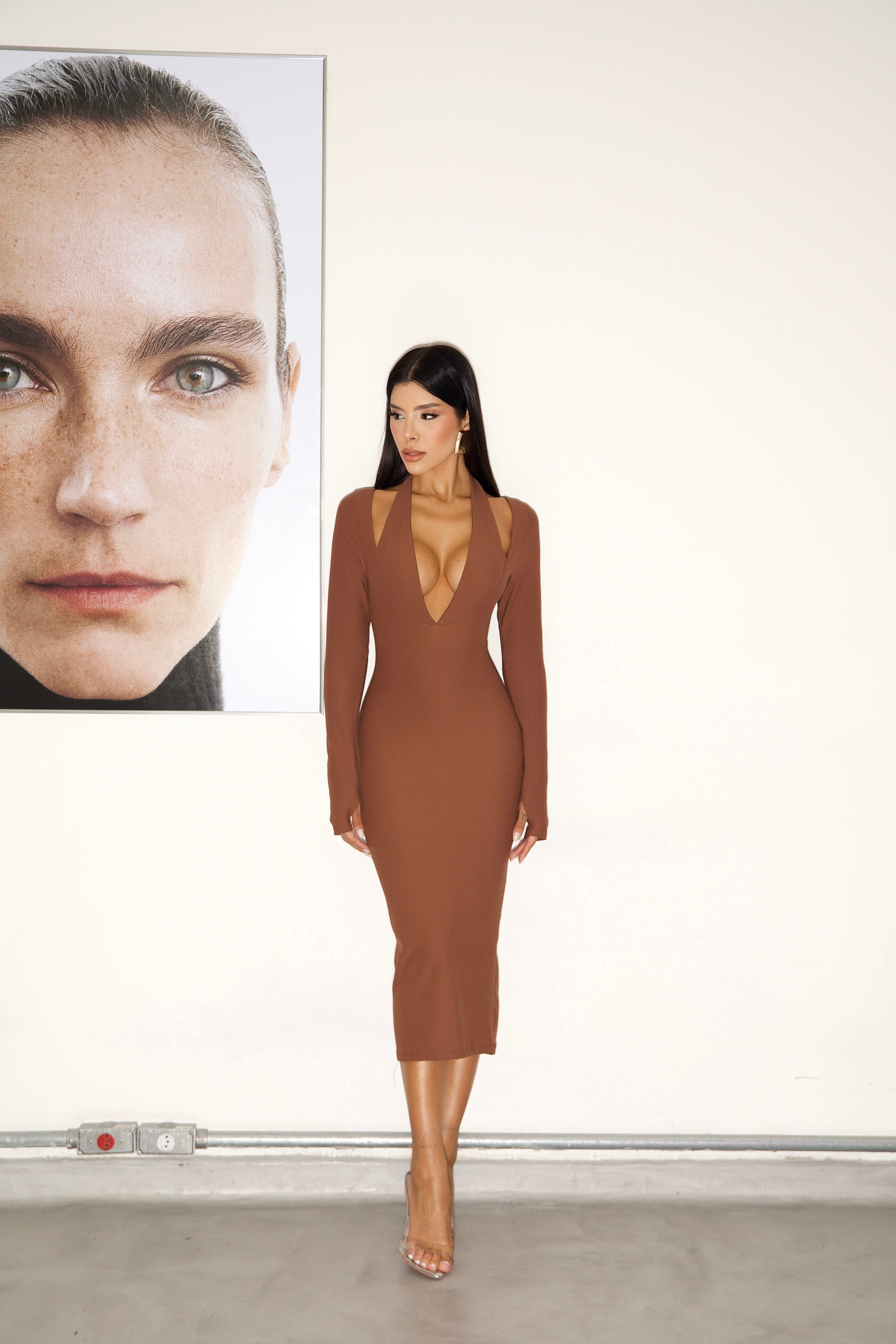 Vestido Midi Elegance - Marrom
