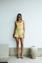 Conjunto Short e Blusa com Bordado - Amarelo
