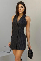 Macaquinho Pinstripe Elegance - Preto